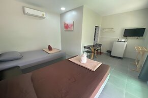 Davy'S Cottage Phuket