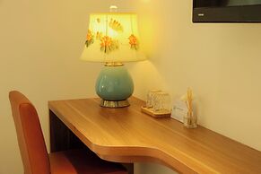 Lanura Saigon Boutique Hotel