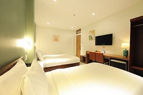 Lanura Saigon Boutique Hotel