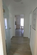 Wellmann Modern Retreat