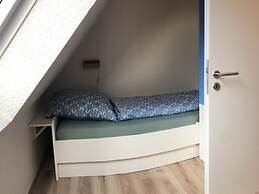 Wellmann Modern Retreat