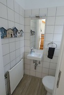 Wellmann Modern Retreat