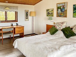 6 Person Holiday Home in Laholm-by Traum