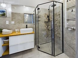 Gdansk Apartment for 2 People by Renters