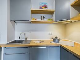 Gdansk Apartment for 2 People by Renters