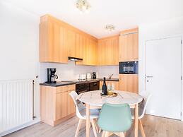 Gaston Lejeune 201 Close to the sea and Center