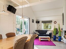 Amazing Holiday Home in Lauwersoog With Sauna