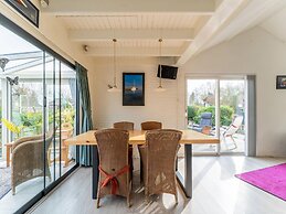 Amazing Holiday Home in Lauwersoog With Sauna