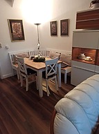 Fillner 2 Modern Retreat