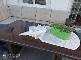 Fillner 2 Modern Retreat