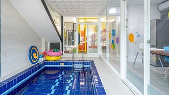 Gapyeong Ttonggangaji Kids Poolvilla