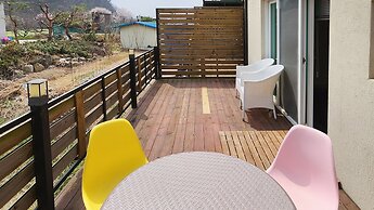 Gapyeong Ttonggangaji Kids Poolvilla