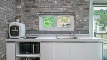 Gapyeong Ttonggangaji Kids Poolvilla