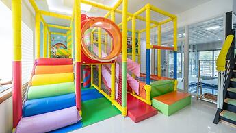 Gapyeong Ttonggangaji Kids Poolvilla