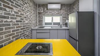 Gapyeong Ttonggangaji Kids Poolvilla