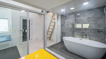 Gapyeong Ttonggangaji Kids Poolvilla