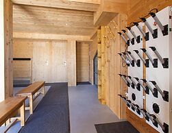 Holiday Home on the Slopes in Alpe D'huez