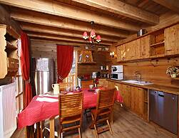 Holiday Home on the Slopes in Alpe D'huez