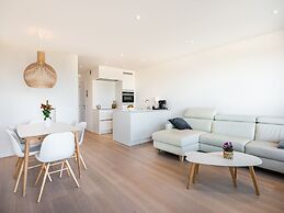 Winoc 302 Luxury Family Apartment on the Dike