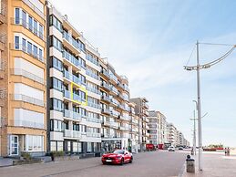 Winoc 302 Luxury Family Apartment on the Dike