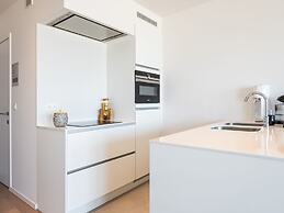 Winoc 302 Luxury Family Apartment on the Dike