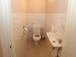 Decuman Spacious Family Apartment in Middelkerke