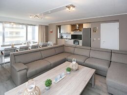 Decuman Spacious Family Apartment in Middelkerke