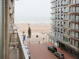 Decuman Spacious Family Apartment in Middelkerke