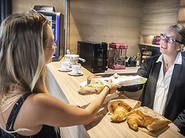 Beautiful Residence With Spa in Cozy Samoens