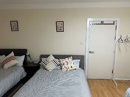 Acacia Wembley Stadium Serviced Apartment by Edens
