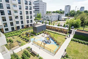 Miedziana Apartment Wrocław by Renters