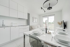 Miedziana Apartment Wrocław by Renters