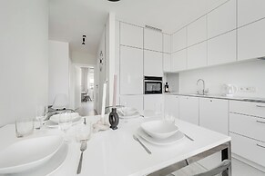 Miedziana Apartment Wrocław by Renters