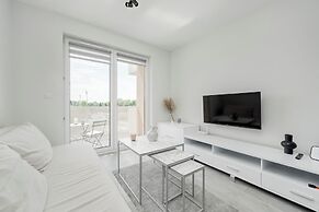Miedziana Apartment Wrocław by Renters
