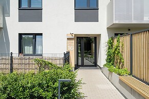 Miedziana Apartment Wrocław by Renters