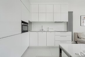 Miedziana Apartment Wrocław by Renters