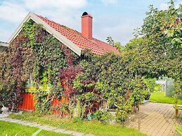 6 Person Holiday Home in Vaxjo-by Traum