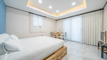 Changwon Healingtime Poolvilla Pension