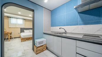 Changwon Healingtime Poolvilla Pension