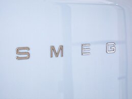 2 Holiday Homes With Enclosed Garden