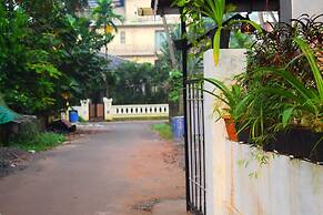 ROSHNI - THE LUXURY GUEST HOUSE