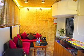 ROSHNI - THE LUXURY GUEST HOUSE