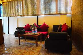 ROSHNI - THE LUXURY GUEST HOUSE