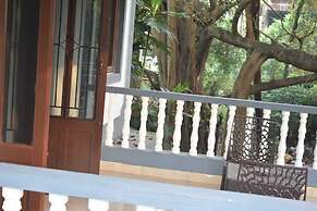 ROSHNI - THE LUXURY GUEST HOUSE