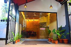 ROSHNI - THE LUXURY GUEST HOUSE