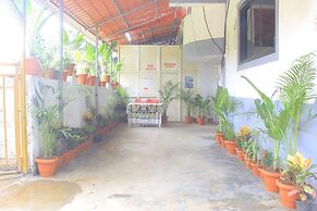 ROSHNI - THE LUXURY GUEST HOUSE