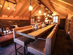 Cottage in Valloire With Ski-storage