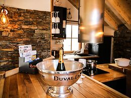 Cottage in Valloire With Ski-storage