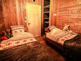 Cottage in Valloire With Ski-storage