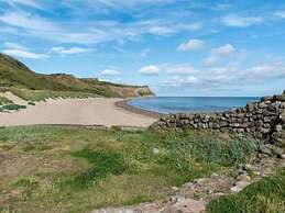 Sunset View Apartment in Skinningrove